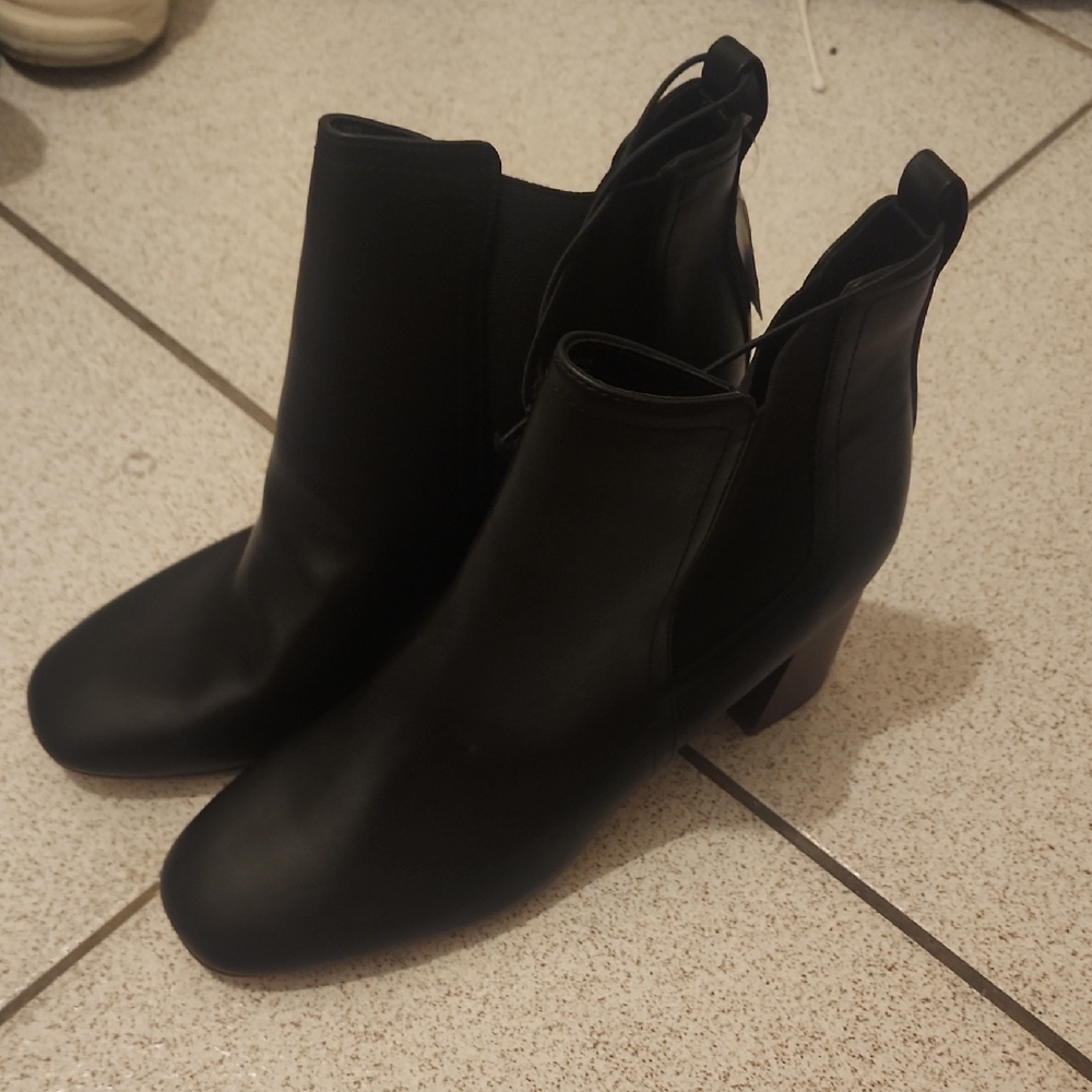 LOFT Black Ankle Booties